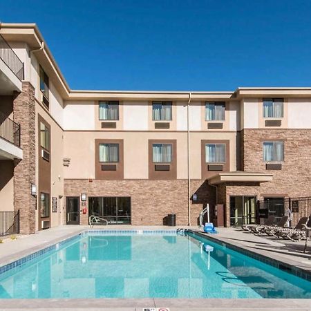 Sleep Inn & Suites Moab Near Arches National Park Exterior photo